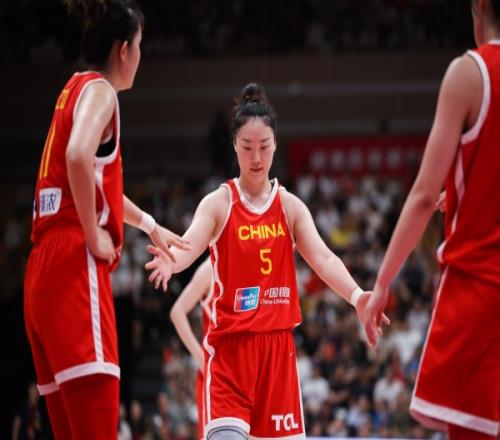 热身赛2胜9负！媒体人：中国女篮打完今年奥运会开始着手重建吧